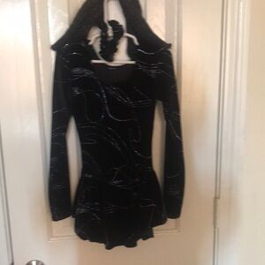 Ice skating dress comes with scrunchy and leg warmer